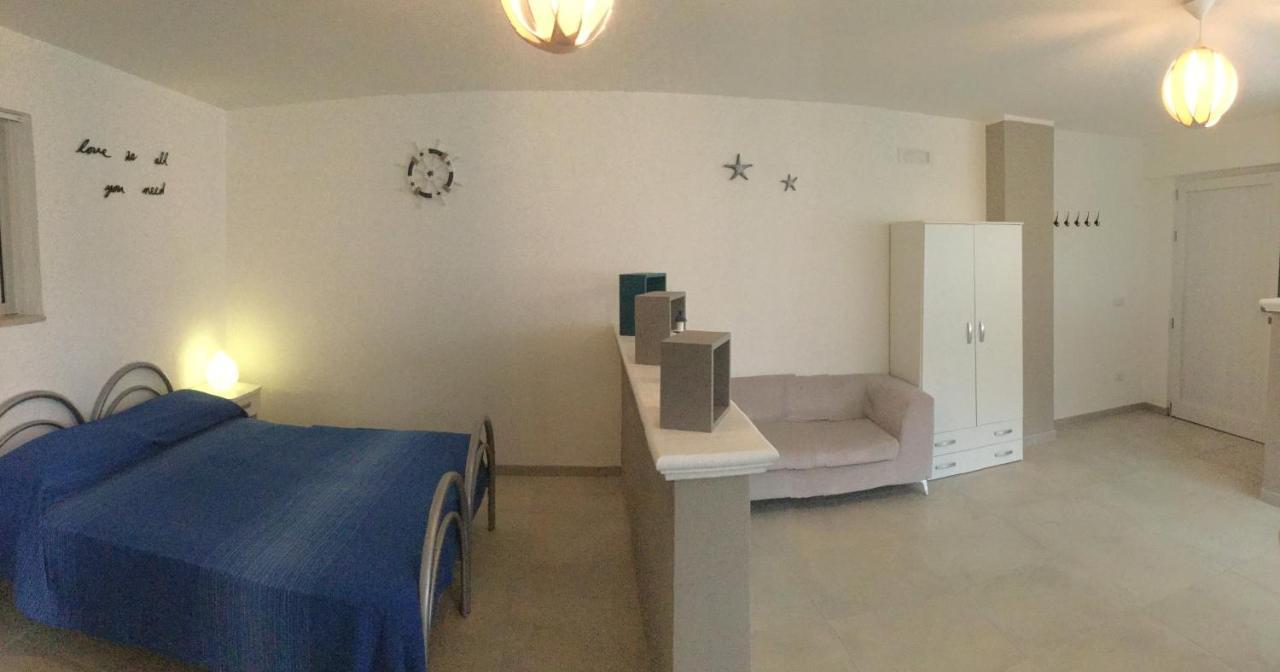 Residence I Faraglioni Mattinata Bagian luar foto