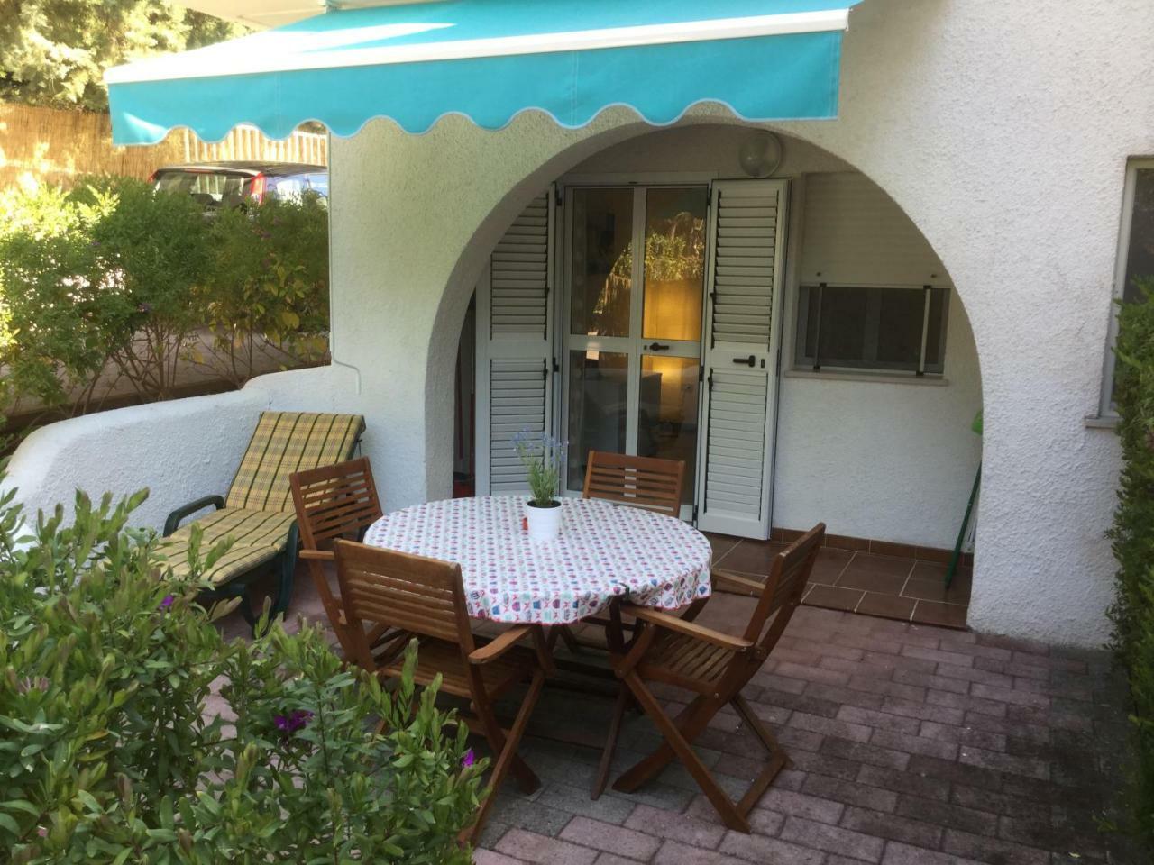Residence I Faraglioni Mattinata Bagian luar foto