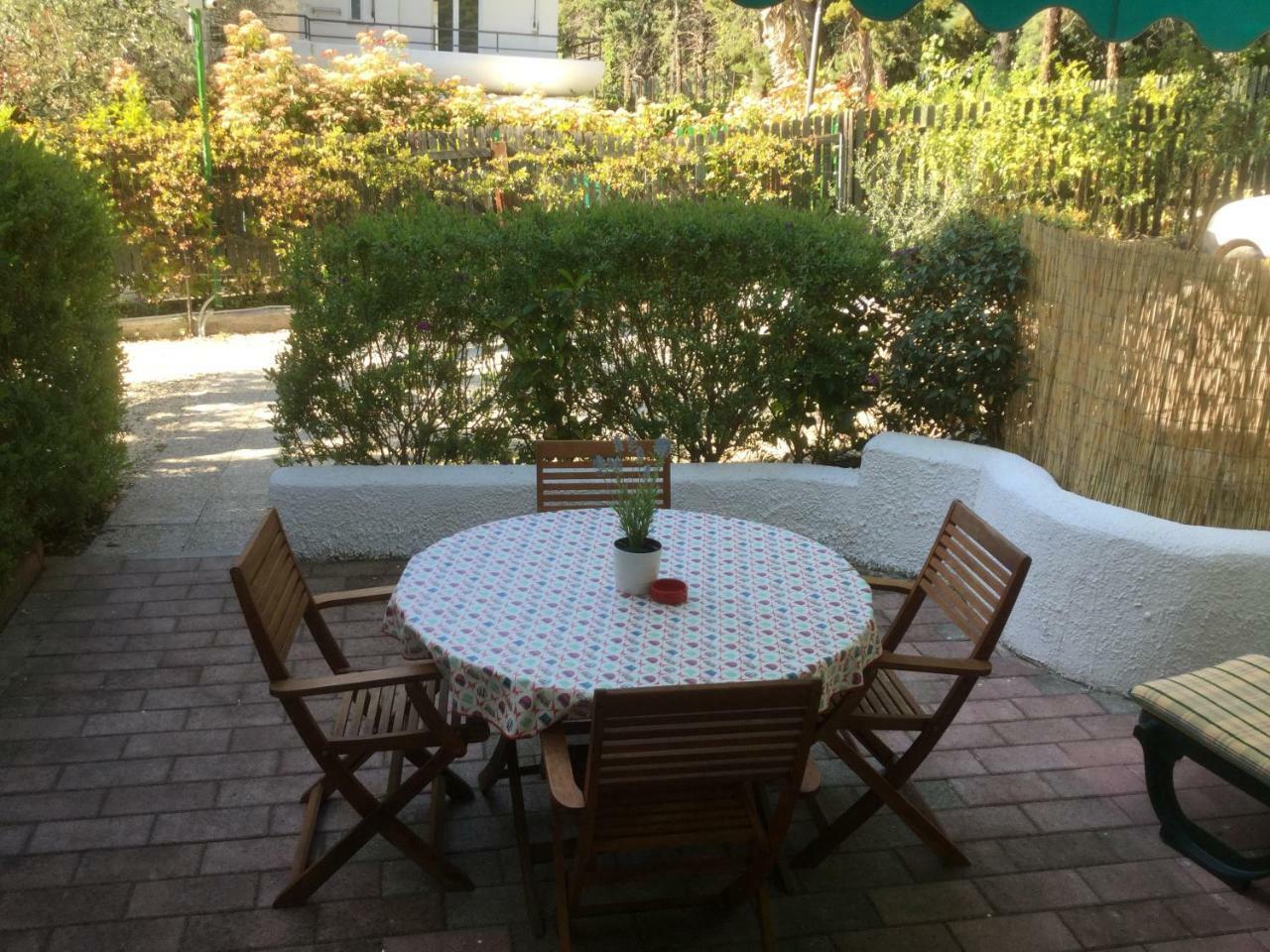 Residence I Faraglioni Mattinata Bagian luar foto