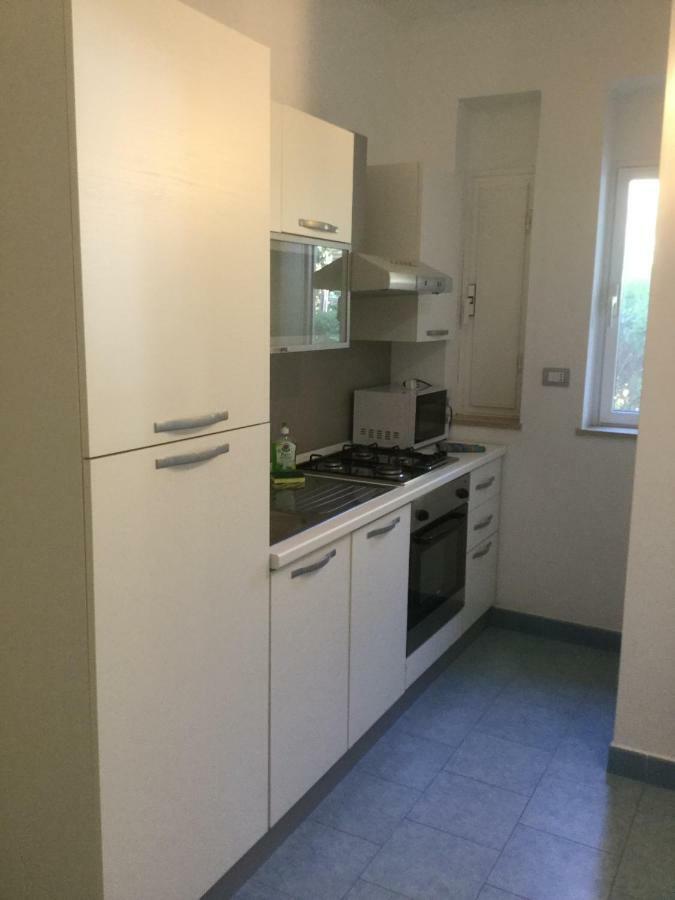 Residence I Faraglioni Mattinata Bagian luar foto