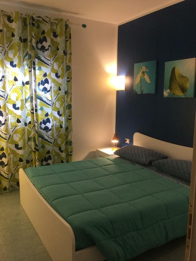 Residence I Faraglioni Mattinata Bagian luar foto